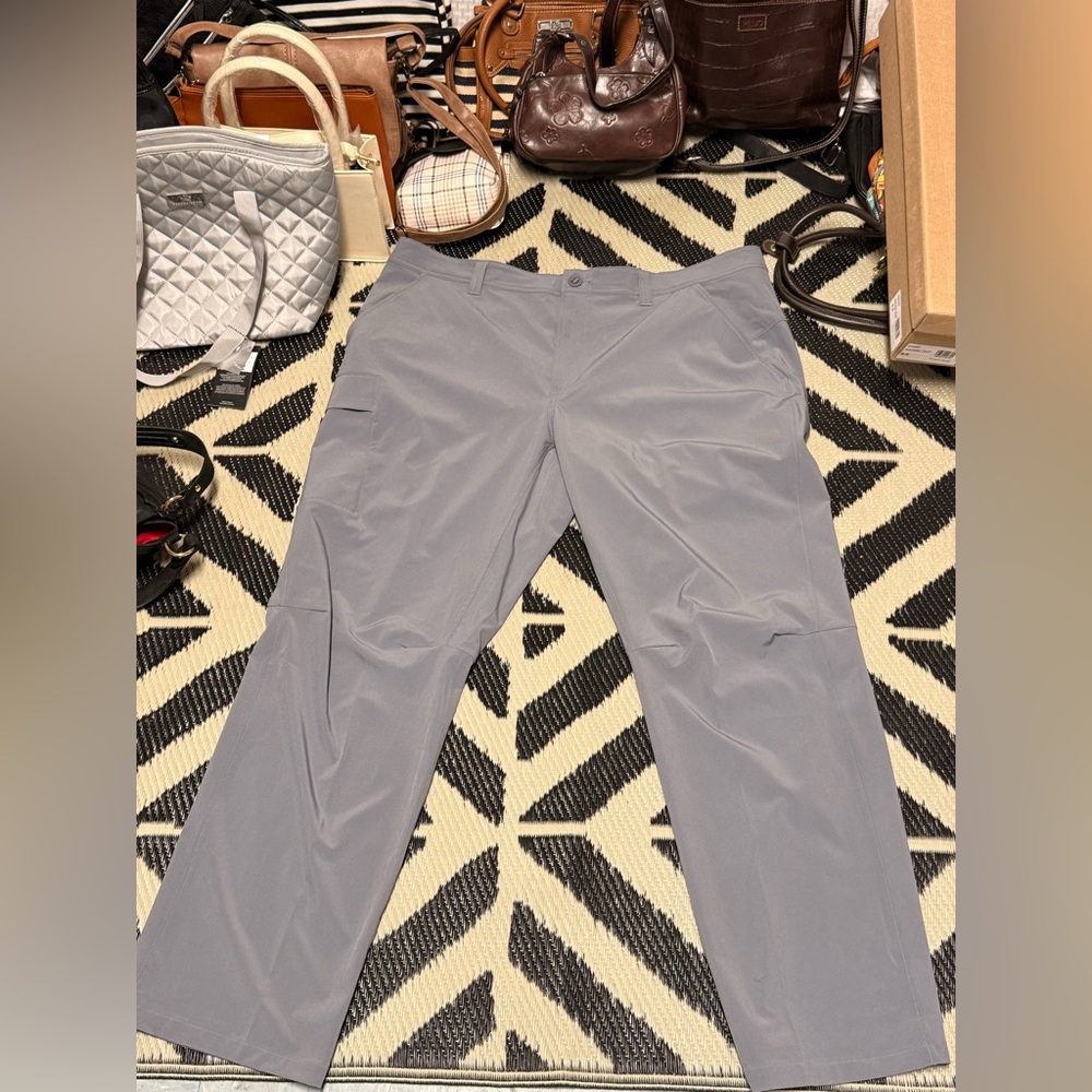 Under Armour Men's Light Gray Chinos